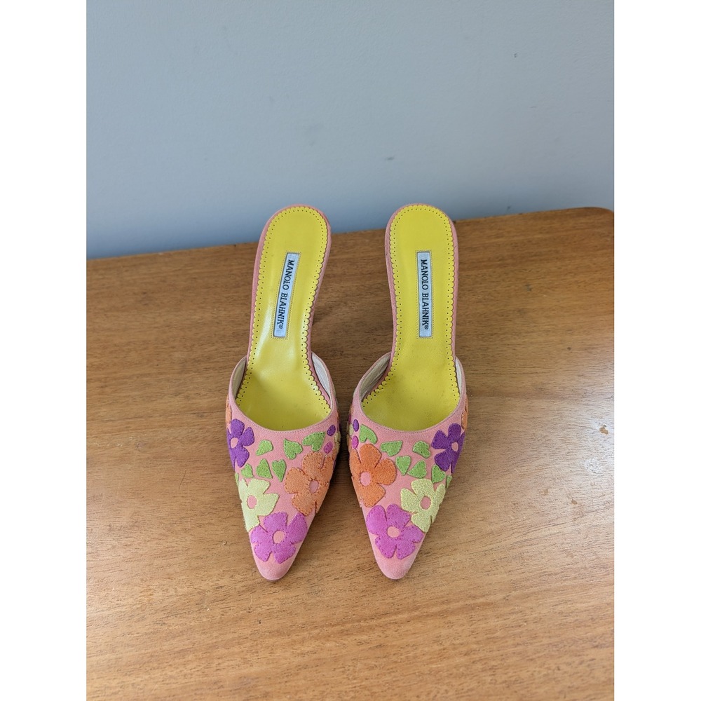 Vintage Y2K Manolo Blahnik Pastel Floral Suede Pointed Toe Mules - Picture 7 of 16